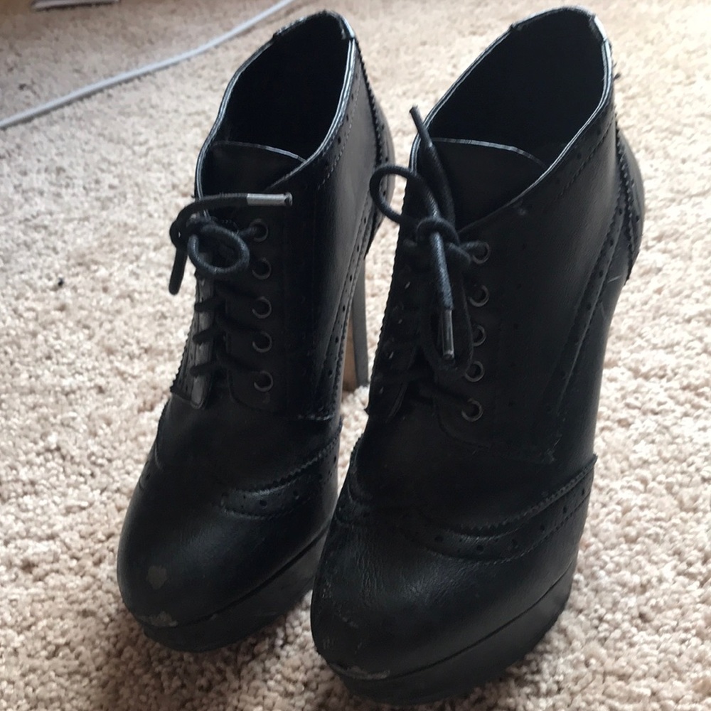 Bcbg Black bootie heels